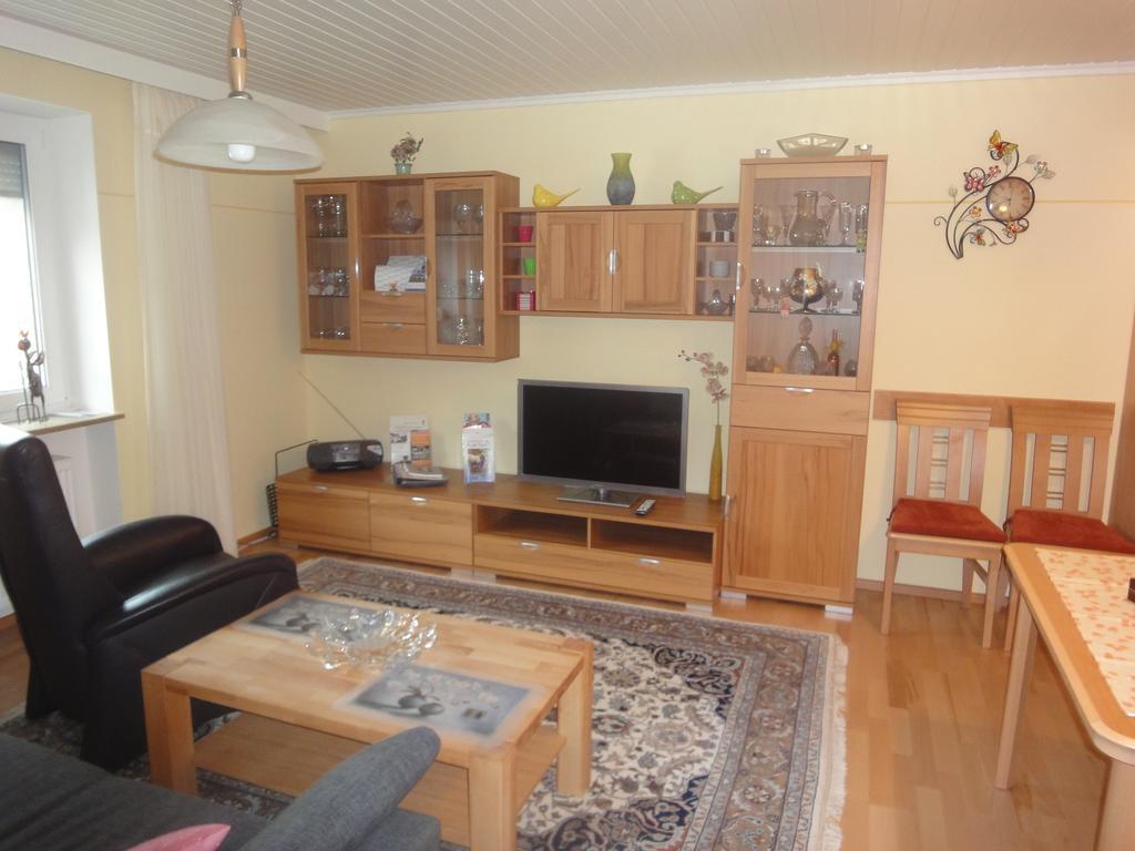 Ferienwohnung Majo Bad Birnbach Phòng bức ảnh