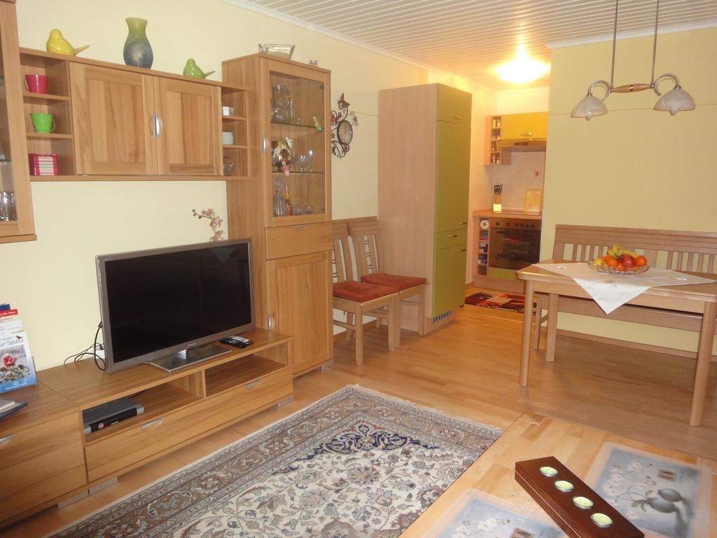 Ferienwohnung Majo Bad Birnbach Phòng bức ảnh